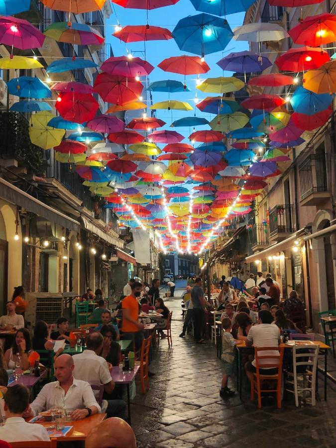 La Mansarda Di Ninni Catânia Exterior foto