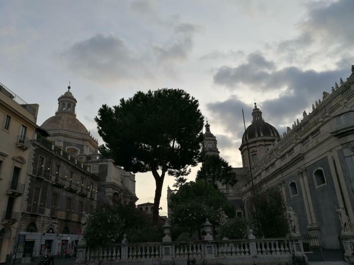 La Mansarda Di Ninni Catânia Exterior foto